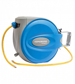 На сайте Трейдимпорт можно недорого купить Пневматический шланг на самоскручивающийся катушке, 30 м Nordberg HR1030HPVC. 